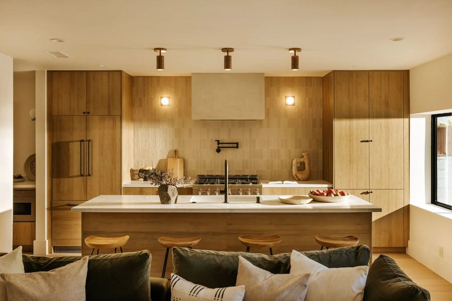 4522 Calhoun by the design lab, Los Angeles, CA
